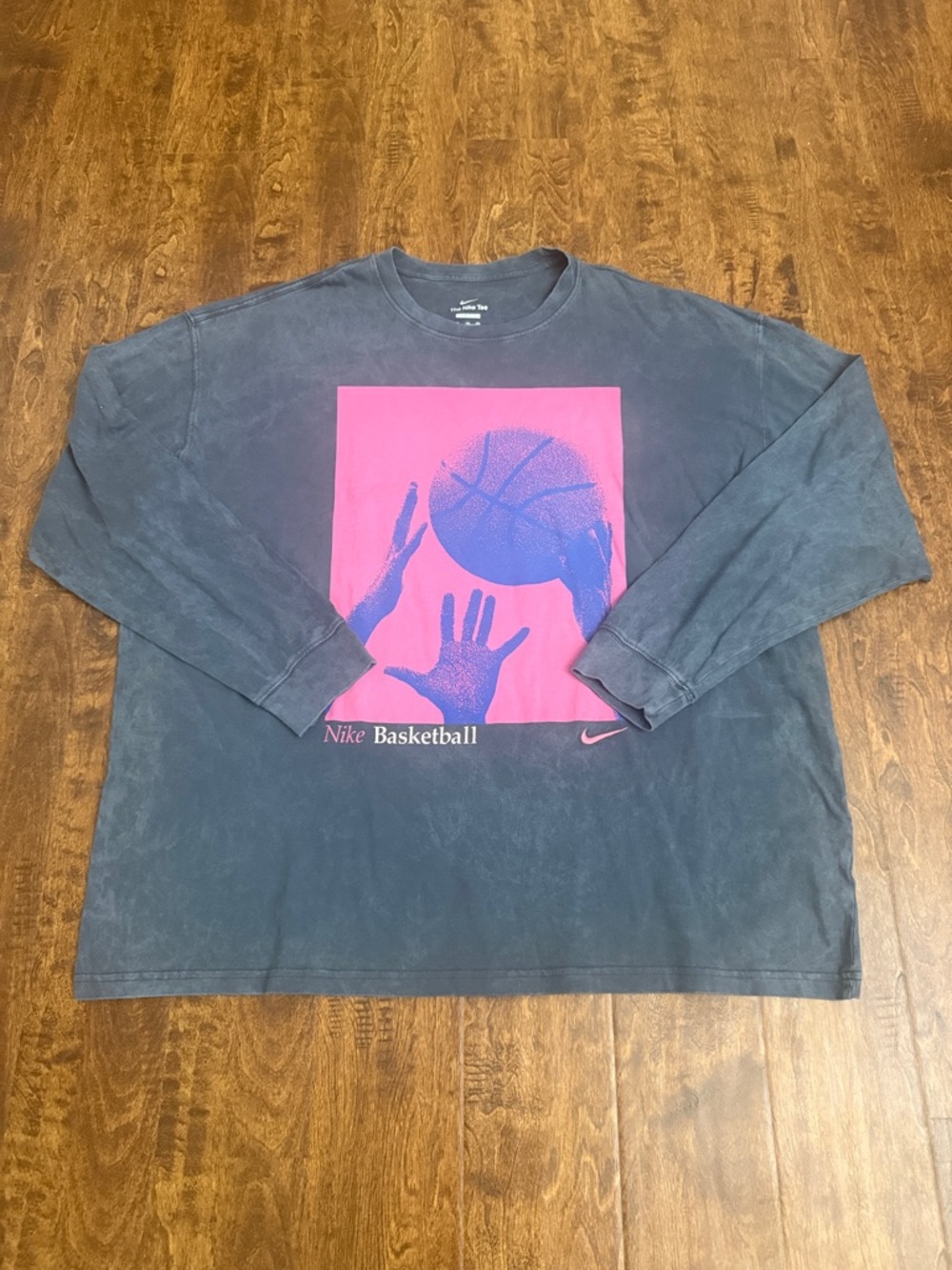 Nike Men’s Long Sleeve Tee - Navy with Pink Graphic Panel Size XL